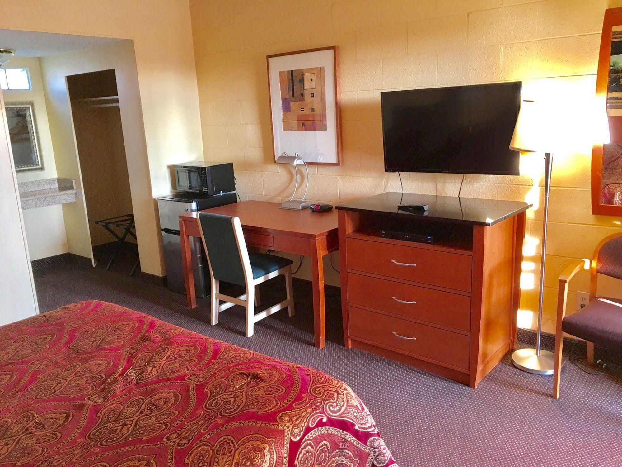 Town & Country Motel Livingston Εξωτερικό φωτογραφία