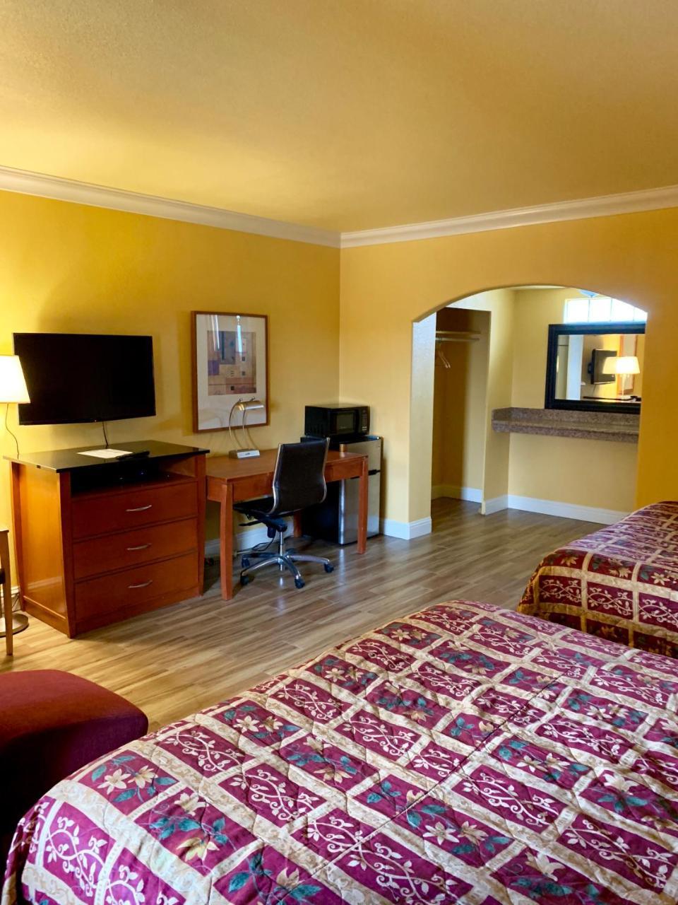 Town & Country Motel Livingston Εξωτερικό φωτογραφία